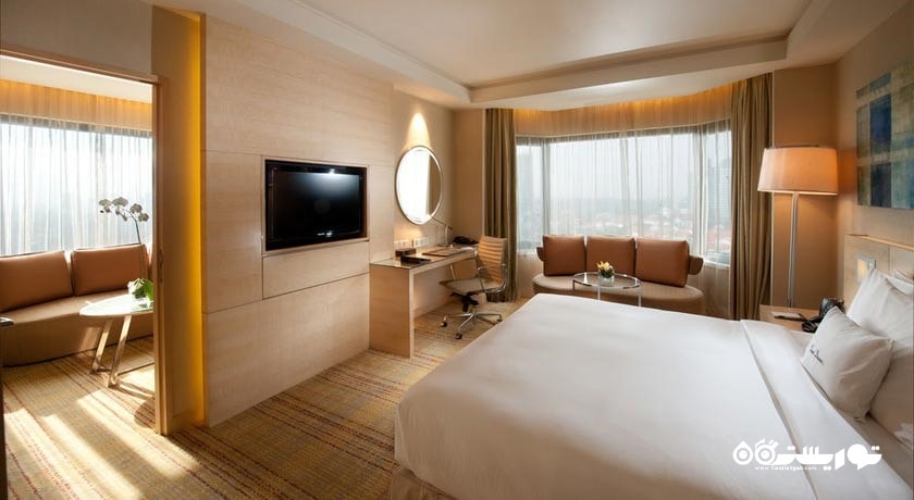 نمای تخت بزرگ سوئیت دلوکس