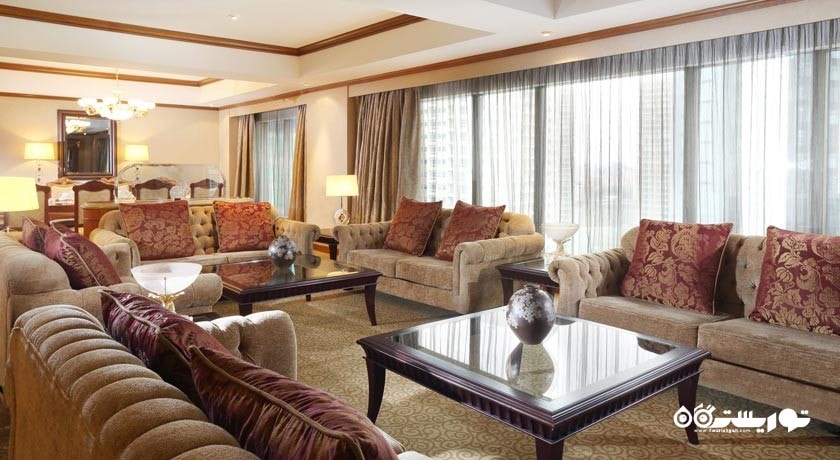 محوطه نشیمن سوئیت رویال