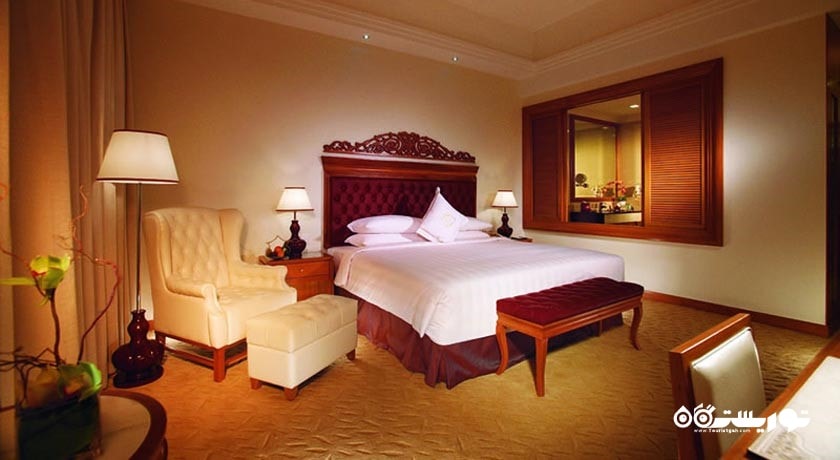 نمای تخت بزرگ اتاق دلوکس