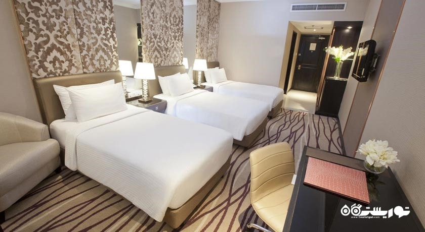 نمای تخت های اتاق فمیلی