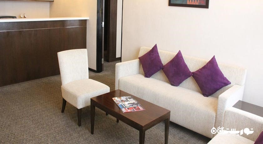 محوطه نشیمن سوئیت فمیلی