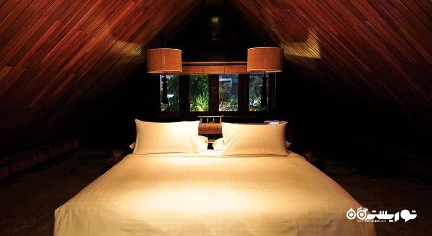 نمای تخت بزرگ اتاق لافت