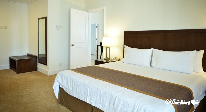 نمای تخت بزرگ سوئیت سه خوابه