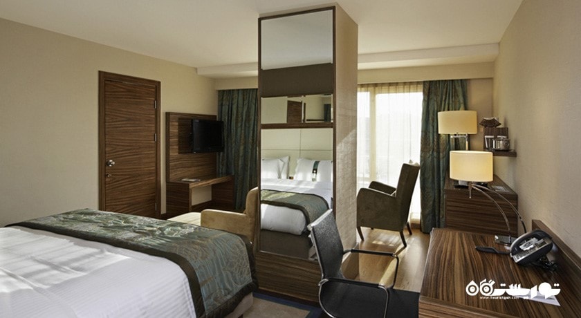 سوئیت کرنر هتل هالیدی این شیشلی