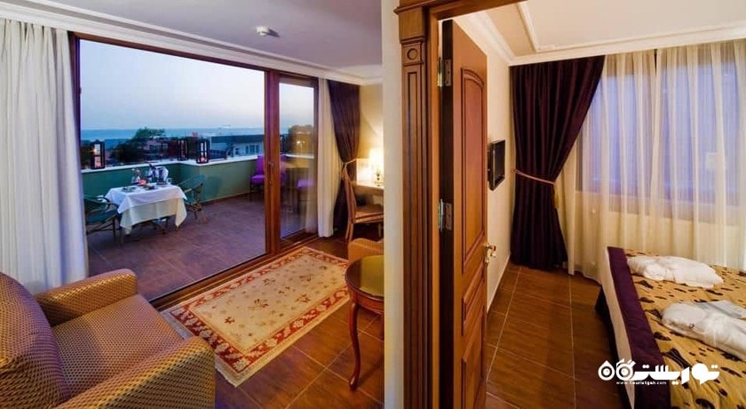 سوئیت اگزکیوتیو هتل جی ال کی پرمییر هوم