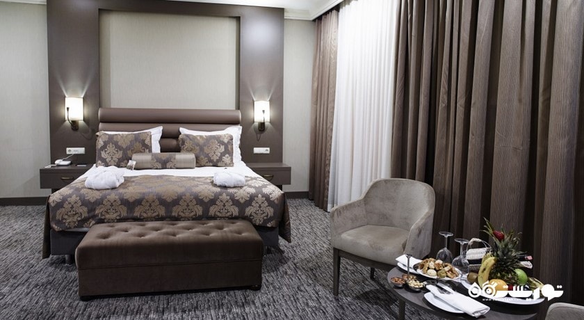 نمای تخت بزرگ اتاق استاندارد