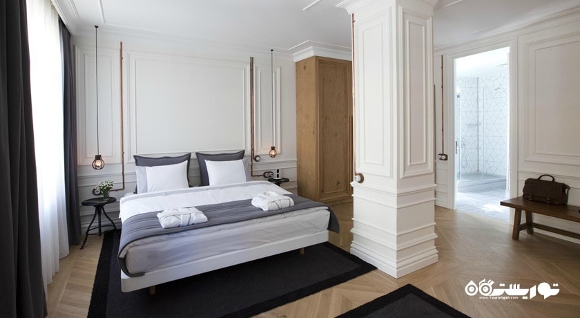 نمای تخت بزرگ اتاق سوپریور