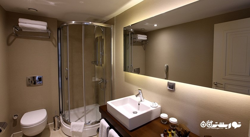 حمام و سرویس بهداشتی اتاق ها