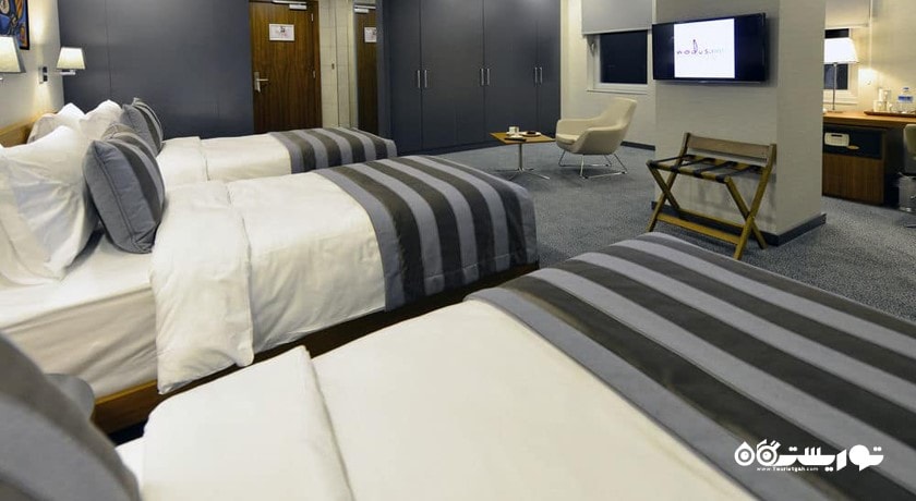 نمای تخت های اتاق تریپل