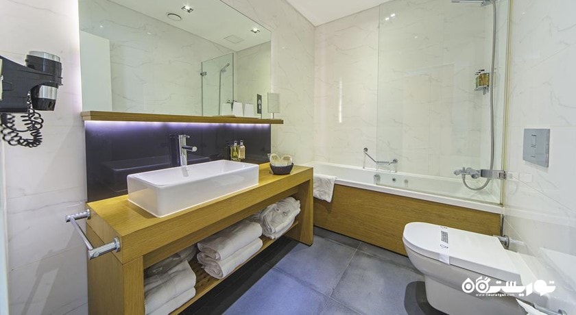 حمام و سرویس بهداشتی اتاق ها