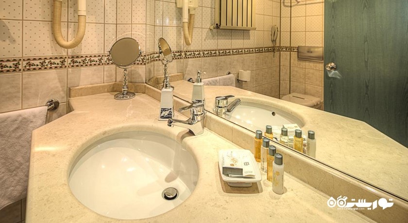 حمام و سرویس بهداشتی اتاق ها