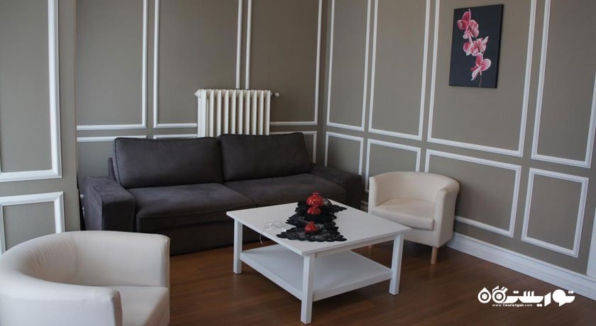 محوطه نشیمن اتاق فمیلی