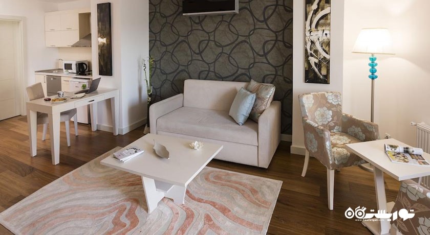 نشیمن پنت هاوس با چشم انداز دریا