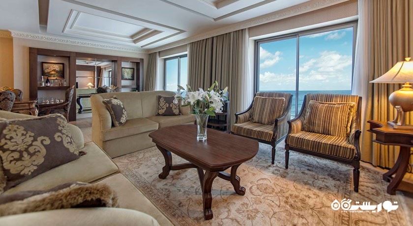 محوطه نشیمن سوئیت پرمیر