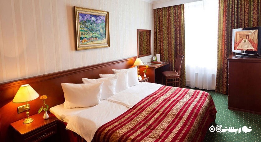 نمای تخت بزرگ سوئیت سوپریور