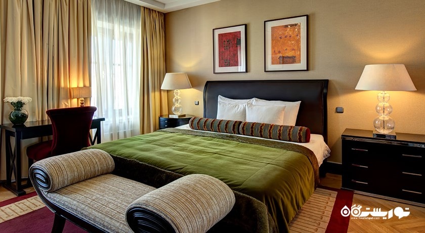 نمای تخت بزرگ سوئیت پرزیدنشال