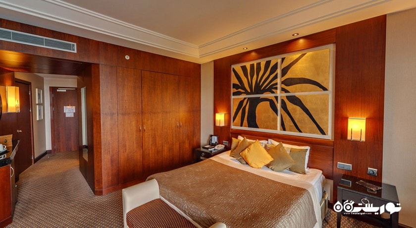 نمای تخت بزرگ اتاق کانکتد