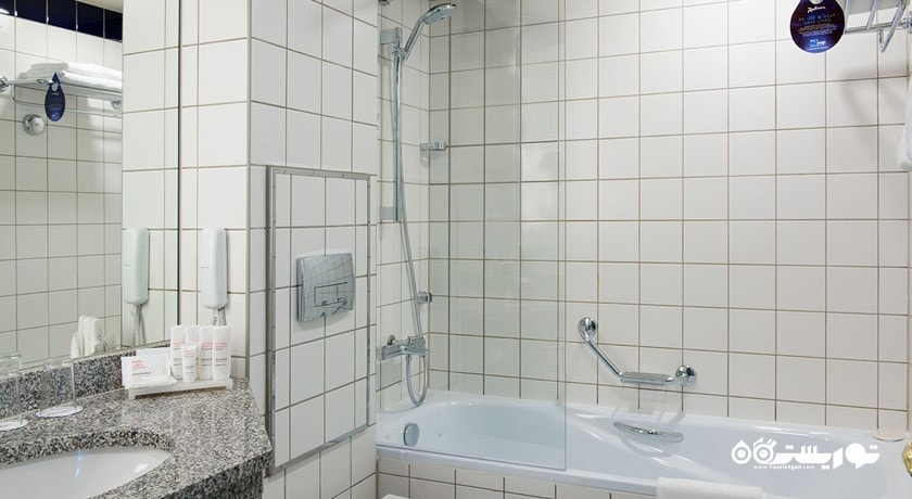 حمام و سرویس بهداشتی اتاق ها