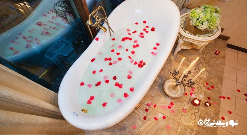 حمام و سرویس بهداشتی سوئیت هانی مون