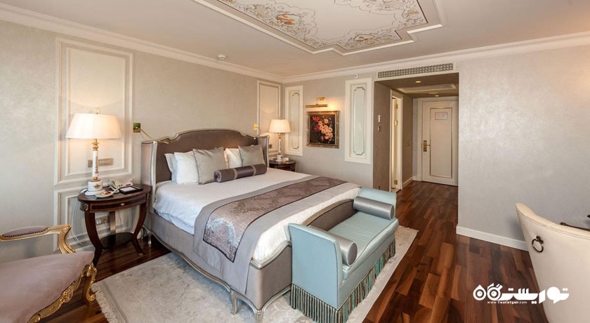 نمای تخت بزرگ سوئیت فمیلی