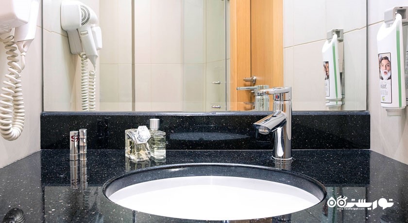 حمام و سرویس بهداشتی اتاق ها