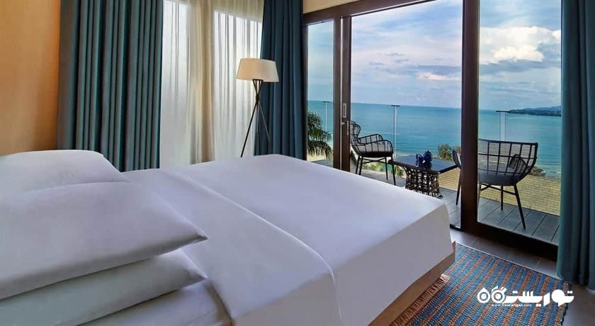 نمای تخت بزرگ سوئیت پنت هاوس