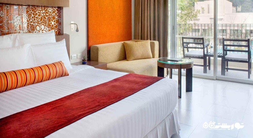 تخت بزرگ اتاق گرند دلوکس