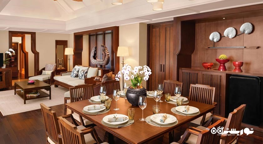 میز غذاخوری ویلا دوخوابه پول