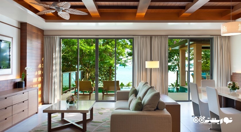 محوطه نشیمن ویلا دوخوابه