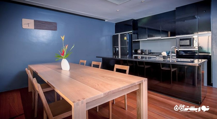 میز غذاخوری ویلا سه خوابه