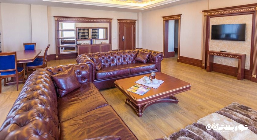 محوطه نشیمن سوئیت کینگ