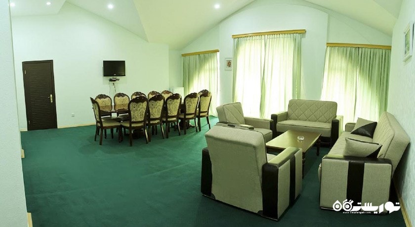 محوطه نشیمن سوئیت جونیور