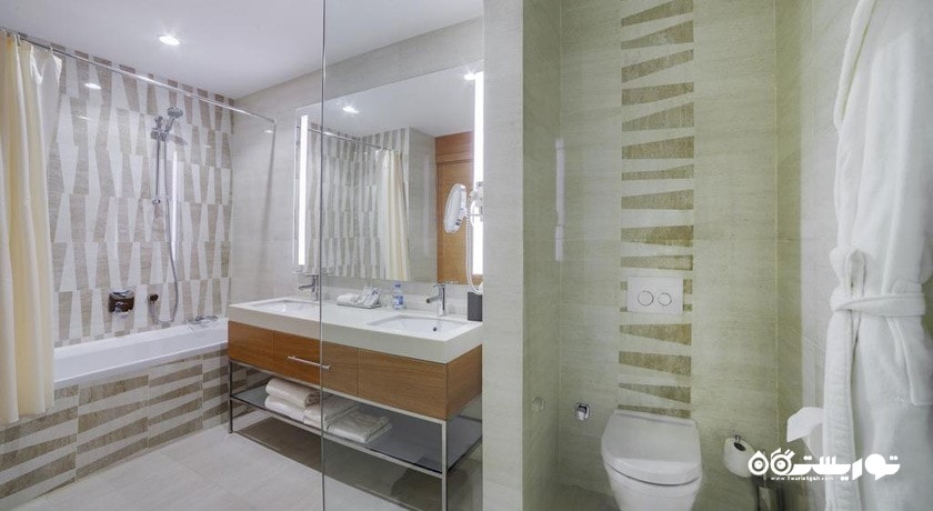 حمام و سرویس بهداشتی اتاق ها