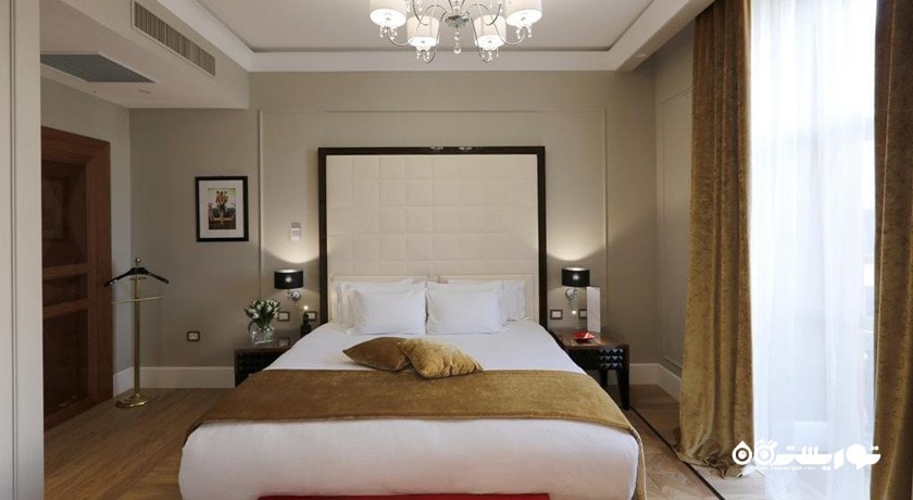 نمای تخت بزرگ سوئیت سینیور