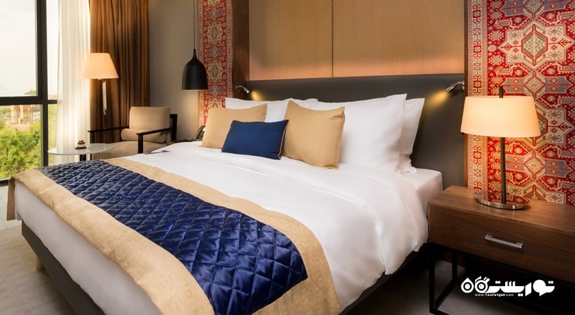 نمای تخت بزرگ سوئیت رویال