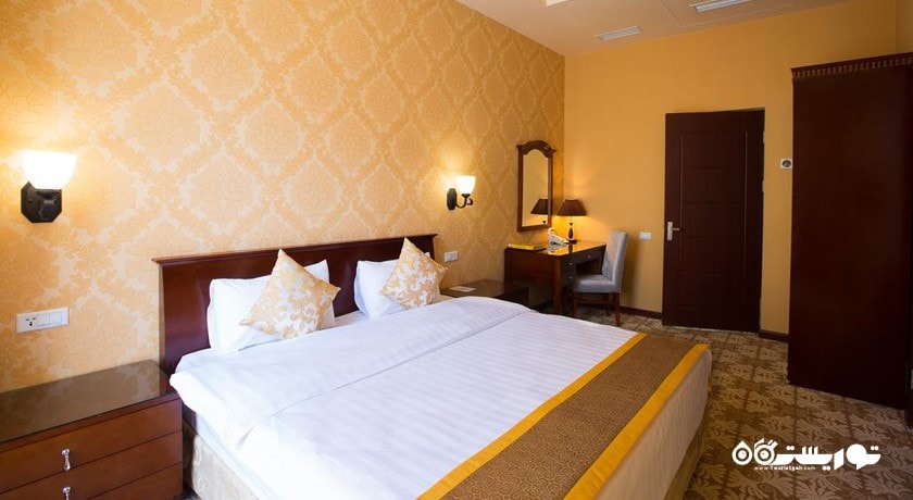 نمای تخت بزرگ سوئیت اگزکیوتیو