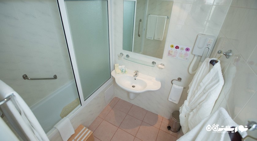 حمام و سرویس بهداشتی اتاق ها