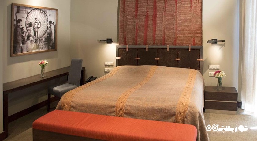 نمای تخت بزرگ سوئیت جونیور