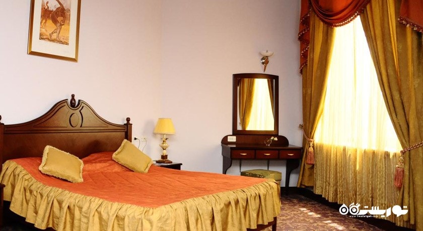 نمای تخت بزرگ سوئیت جونیور