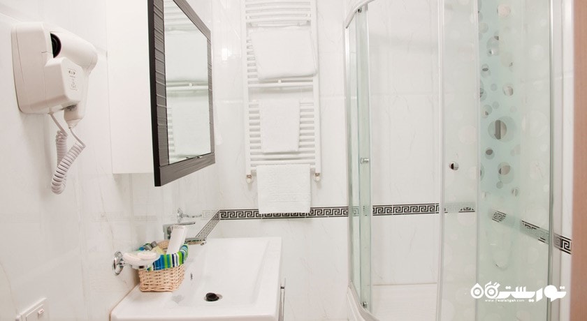 حمام و سرویس بهداشتی اتاق ها