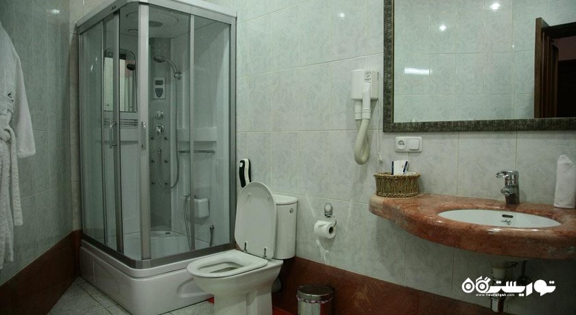 حمام و سرویس بهداشتی اتاق ها