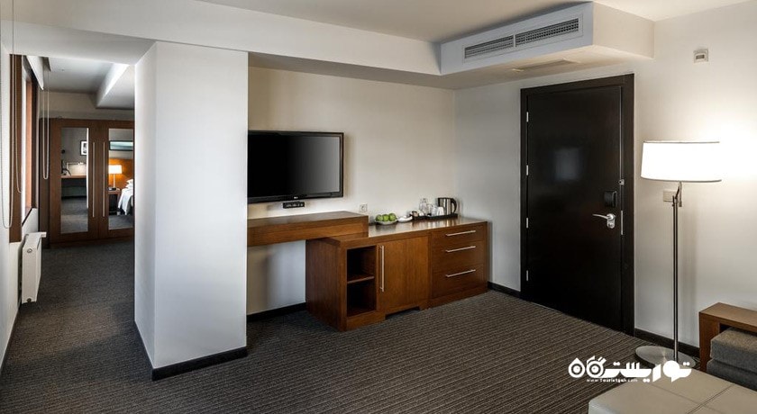سوئیت کینگ هتل حیات پلس ایروان