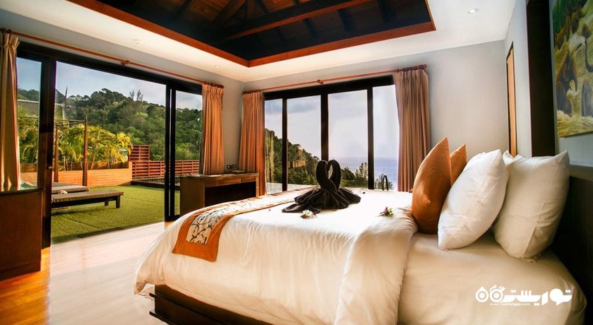 نمای تخت بزرگ ویلا گرند