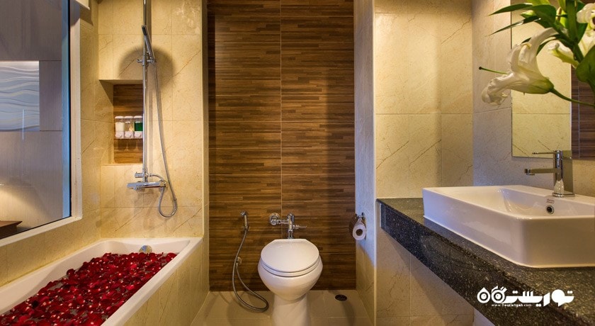 حمام و سرویس بهداشتی اتاق ها