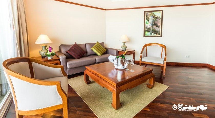 محوطه نشیمن سوئیت دوخوابه