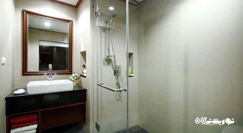 حمام و سرویس بهداشتی اتاق ها