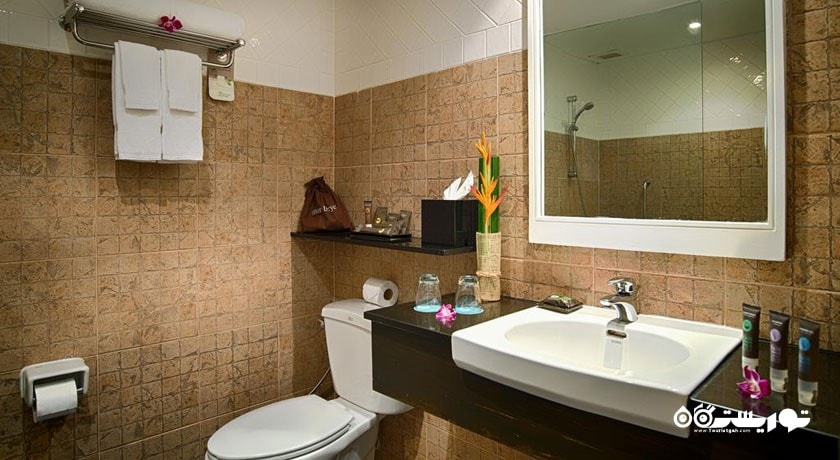 حمام و سرویس بهداشتی اتاق ها
