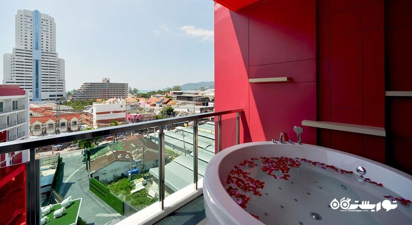 جکوزی اختصاصی سوئیت هتل