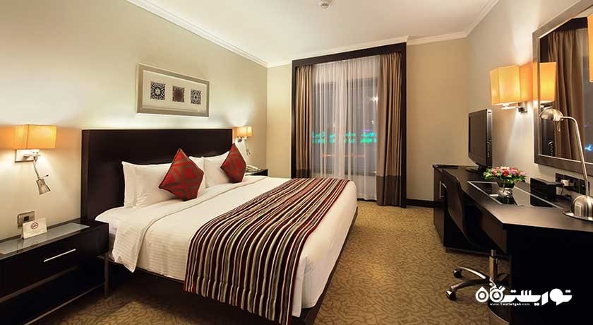 نمای تخت بزرگ سوئیت دلوکس