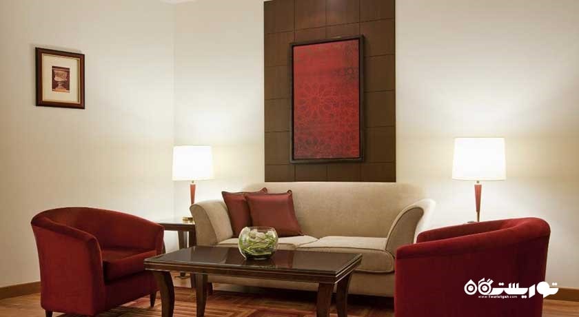 محوطه نشیمن سوئیت اگزکیوتیو